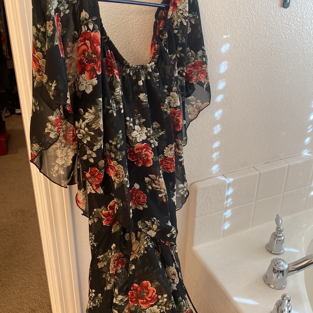 Floral blouse - Picture 2 of 2